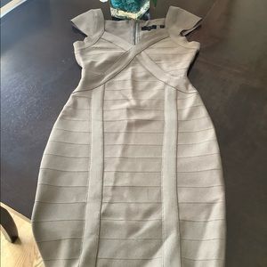 Bodycon Guess mini dress